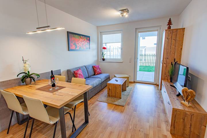 Ferienwohnung für 6 Personen, mit Terrasse und Garten, mit Haustier