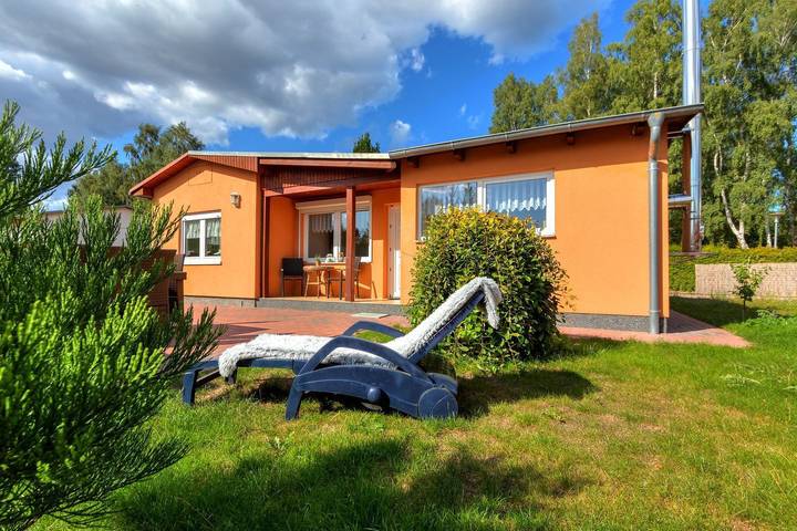 Ferienhaus für 6 Personen, mit Terrasse und Garten in Trassenheide, Usedom