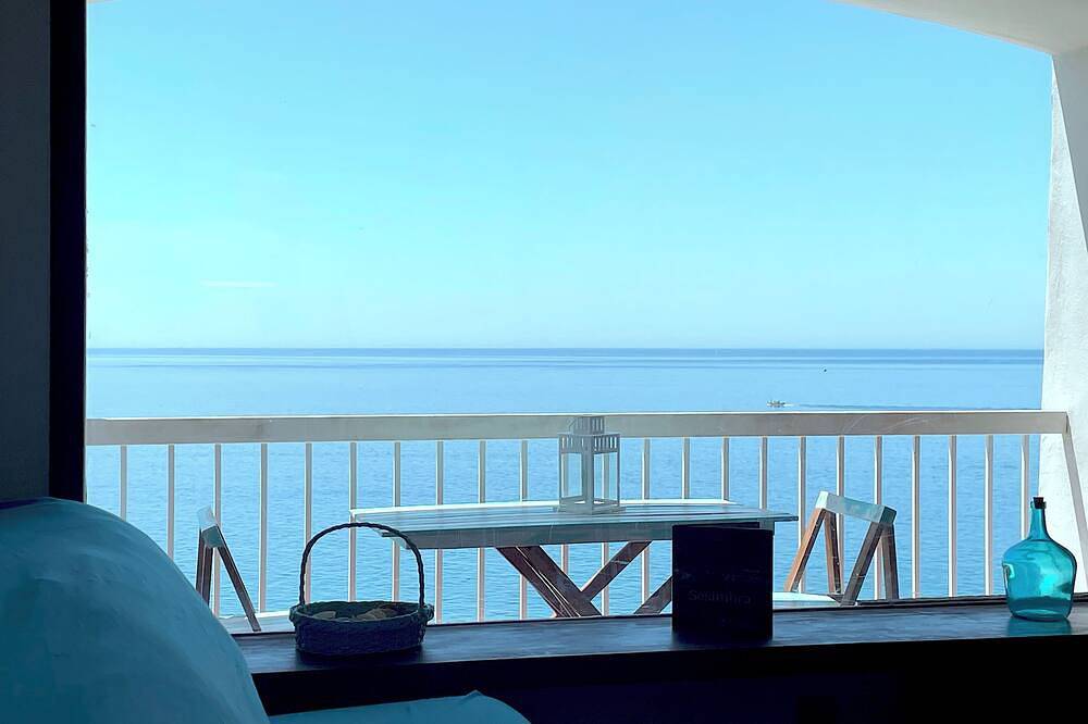 Ganze Wohnung, O som das Ondas - Vista Soberba de mar in Praia da Califórnia, Sesimbra