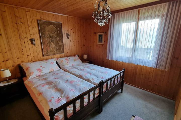 Chalet für 3 Personen, mit Garten und Balkon in der Schweiz - 2