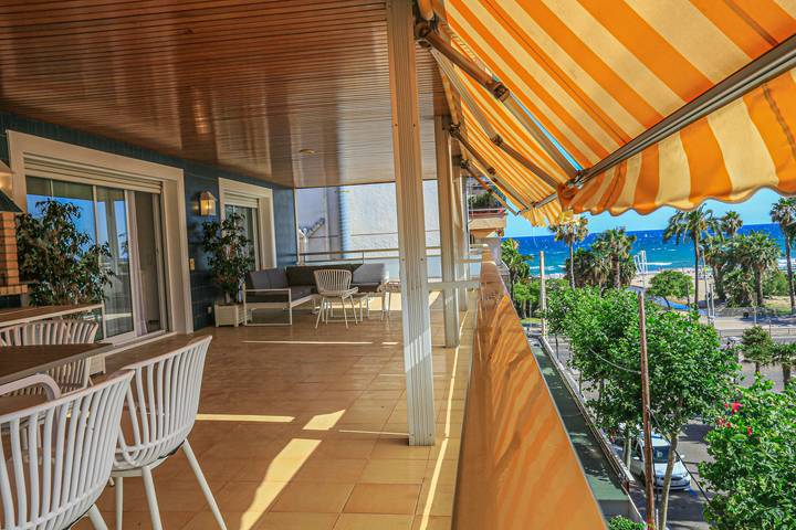 Appartement de vacances pour 10 personnes, avec Terrasse à Cambrils