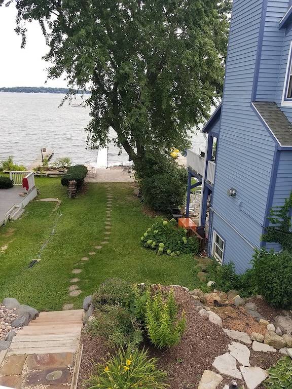 Lakehouse 2Br Downtown! in Madison, Dane County