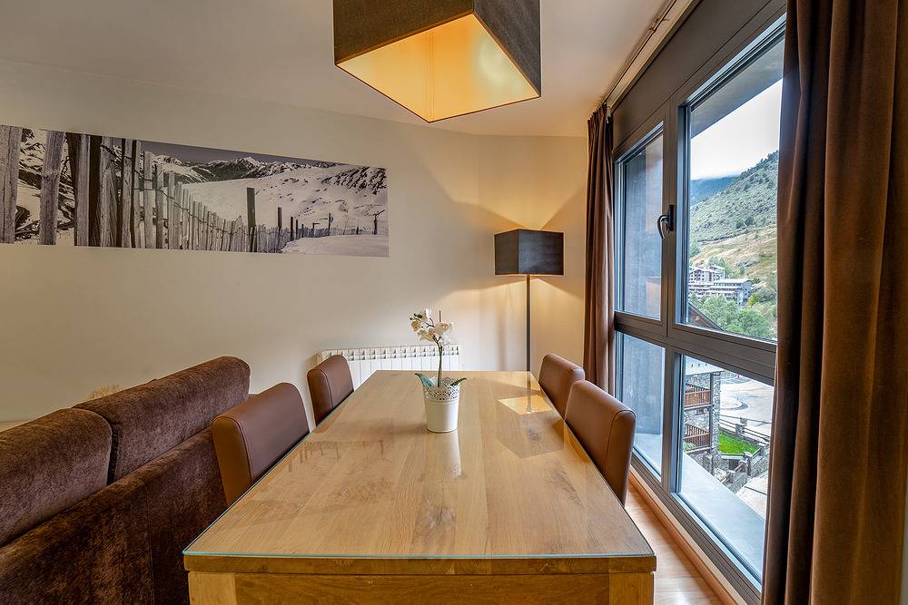Entire apartment, Holiday apartment for 3 people in El Tarter, Grandvalira