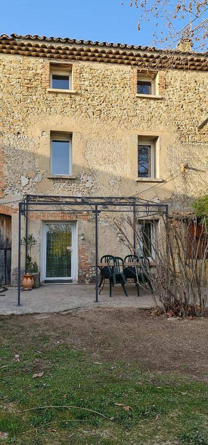 Location de vacances pour 9 personnes, avec piscine à Jonquières - 3