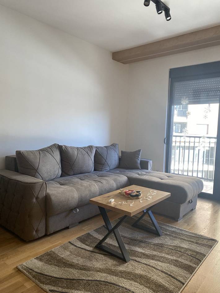 Ganze Wohnung, Neues, komplett ausgestattetes Apartment mit Spa, Innenpool und Parkplatz!! in Zlatibor, Zentralregion