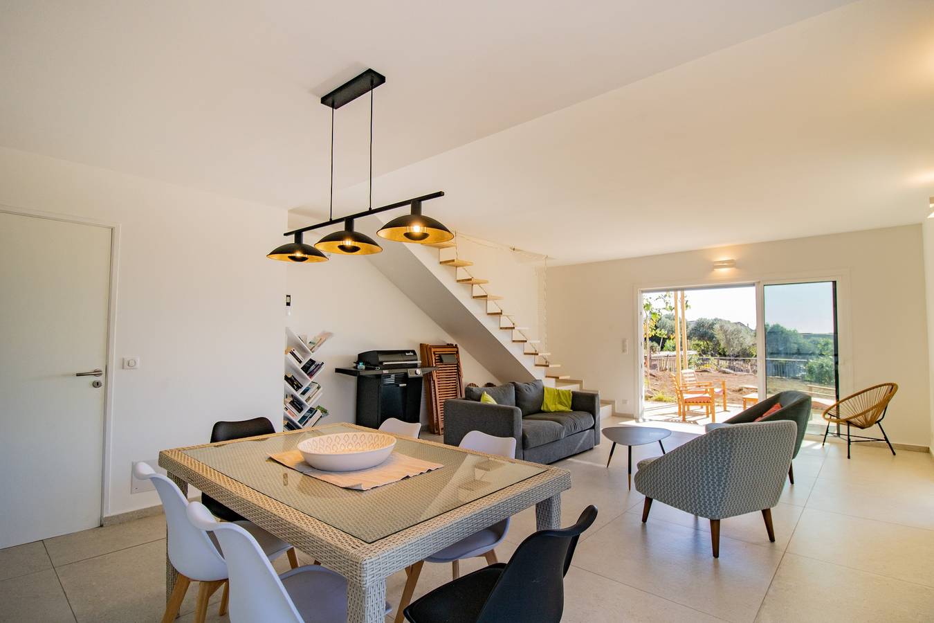 Casa vacanze 'Guetali Du Village' con terrazza privata, Wi-Fi e aria condizionata in Roccapina, Monacia d'Aullena