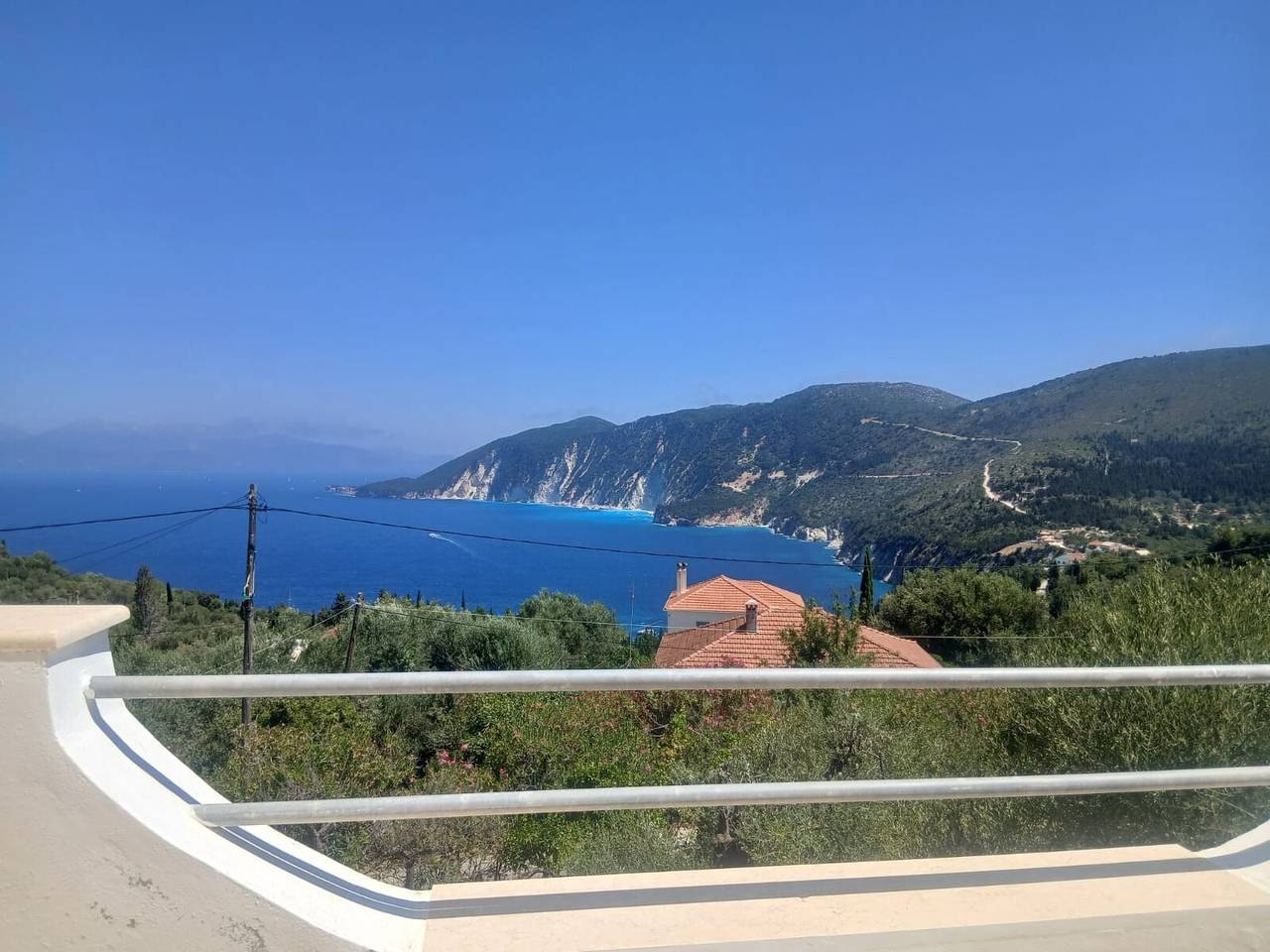 Entire studio, Afales Studio with Mythical Ithaca Views in Platrithias, Greece