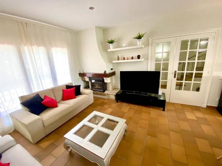 Villa pour 10 personnes, avec piscine ainsi que balcon et jardin à Salou - 4