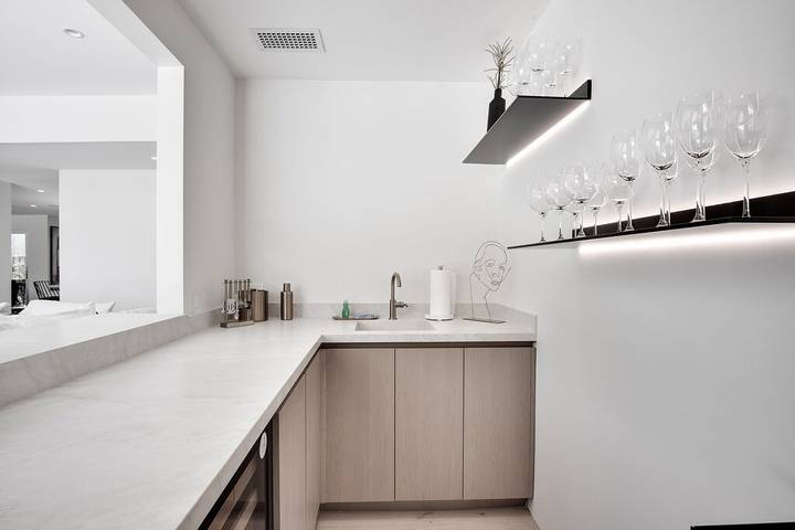 Villa for 10 people, with garden and hot tub, with pets in Los Angeles