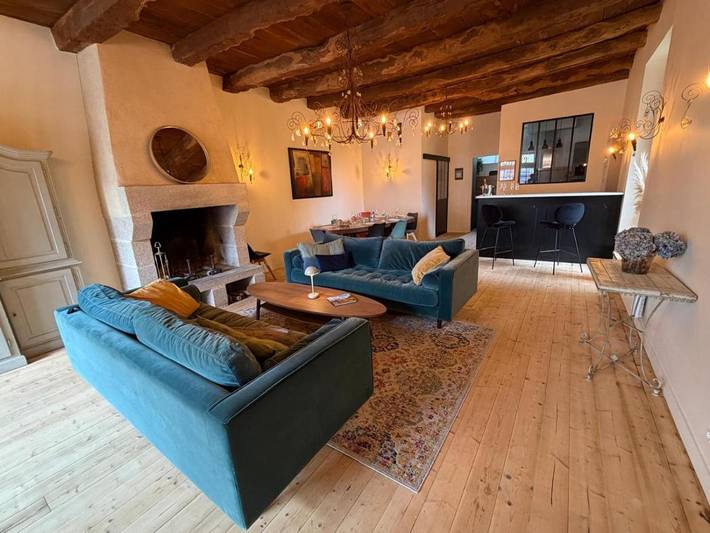 Location de vacances pour 8 personnes, avec terrasse à Josselin