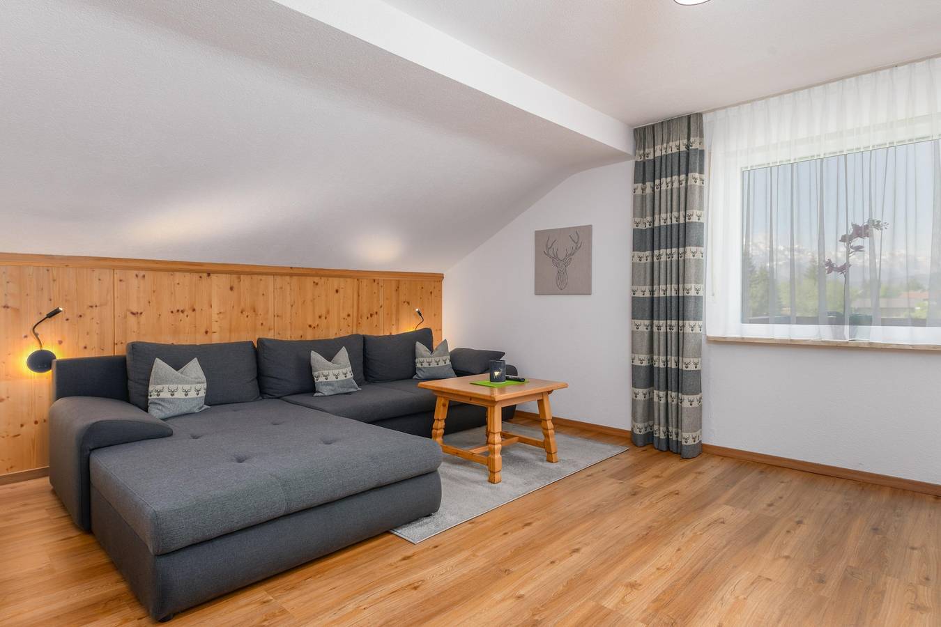 Ganze Ferienwohnung, "Nr. 16" Fewo, Dusche, Wc, 2 Schlafräume in Wallgau, Walchensee