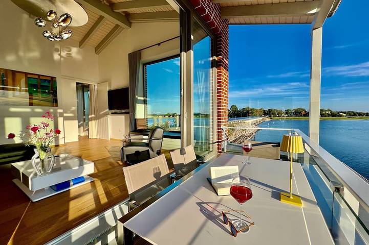 Ferienwohnung für 2 Personen, mit Balkon und Sauna in Nationalpark Vorpommersche Boddenlandschaft