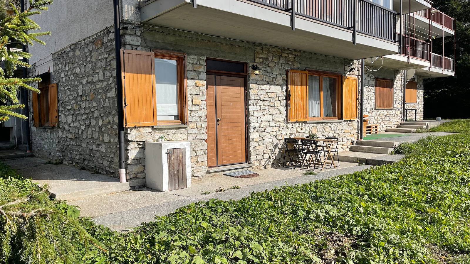 Holiday Home 'Tramonto Sulla Pista A Prato Nevoso' with Mountain View and Private Garden in Prato Nevoso, Artesina