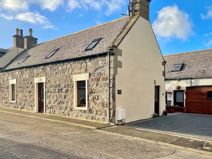 Log cabin for 4 people, with garden in Moray