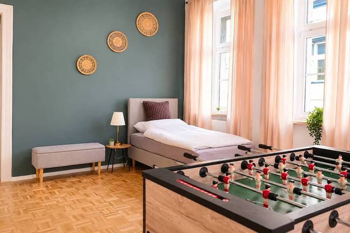 Ganze Wohnung, Großzügige 120m² Wohnung im Stadtzentrum von Gera in Gera, Ostthüringen