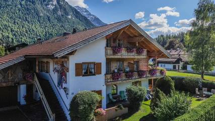 Ferienwohnung für 2 Personen in Mittenwald, Bayerische Alpen, Bild 1