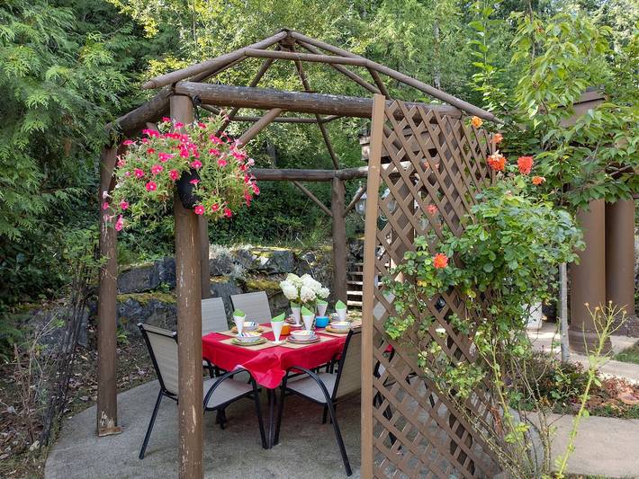 Villa for 18 people, with balcony and hot tub in Canada