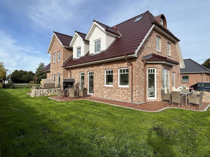 Ferienhaus für 10 Personen, mit Terrasse und Garten sowie Whirlpool, kinderfreundlich in Tetenbüll - 2