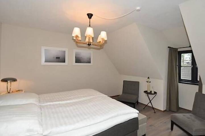Ganze Wohnung, Luxuriöses App \"Altes Pastorat 3\" - Erholung für 6 Personen mit Sauna in St. Peter-Ording, Eiderstedt