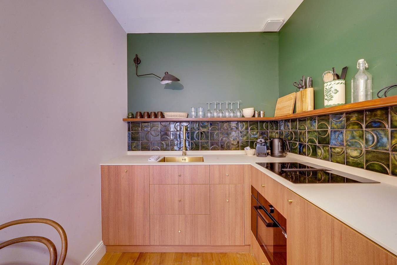 Apartamento entero, Apartamento de vacaciones para 2 personas con balcón in Burdeos, Región de Burdeos