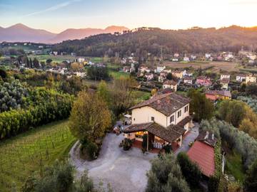 Agriturismo voor 10 Personen in Lucca, Colline Lucchesi, Afbeelding 2
