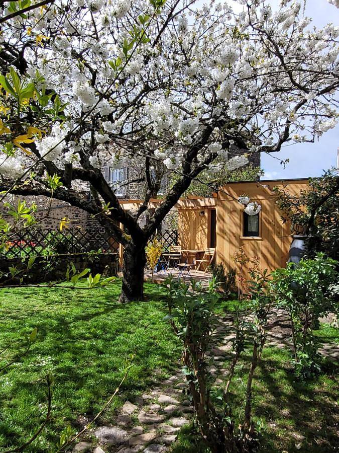 Chalet pour 2 personnes, avec Terrasse et Jardin