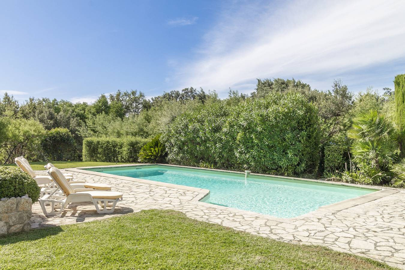 Mouramour (10p) with pool in Sainte Maxime in Grimaud, Middellandse Zeekust (Frankrijk)