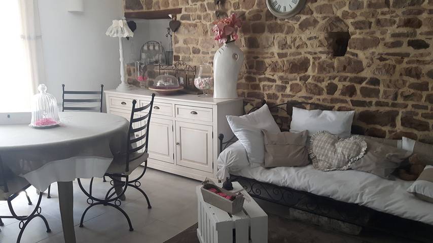 Cottage pour 2 personnes, avec jardin à Montpinchon