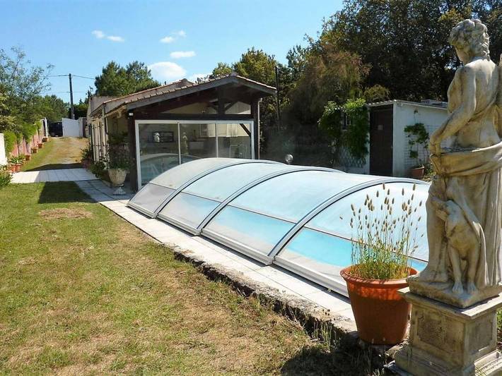 Location de vacances pour 4 personnes, avec Piscine dans Plage de Chaucre
