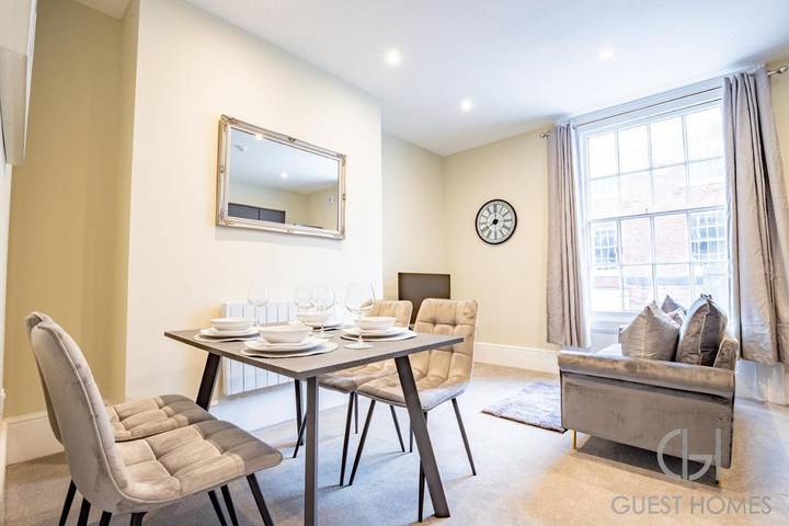 Holiday rental for 4 people in Worcester