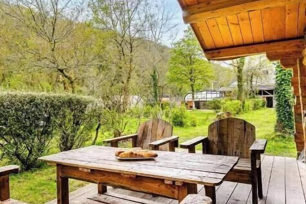 Zecamping 3* piscine chauffée sauna jacuzzi chalet Bbq 35m2 4 pers in Huelgoat, Châteaulin und Umgebung