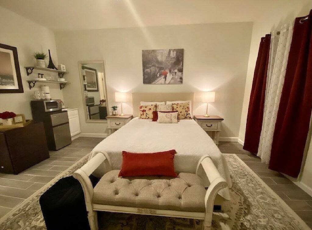 Paris Suite @Carolina Beach, Walk to Carolina Beach State Park in Carolina Beach, Pleasure Island