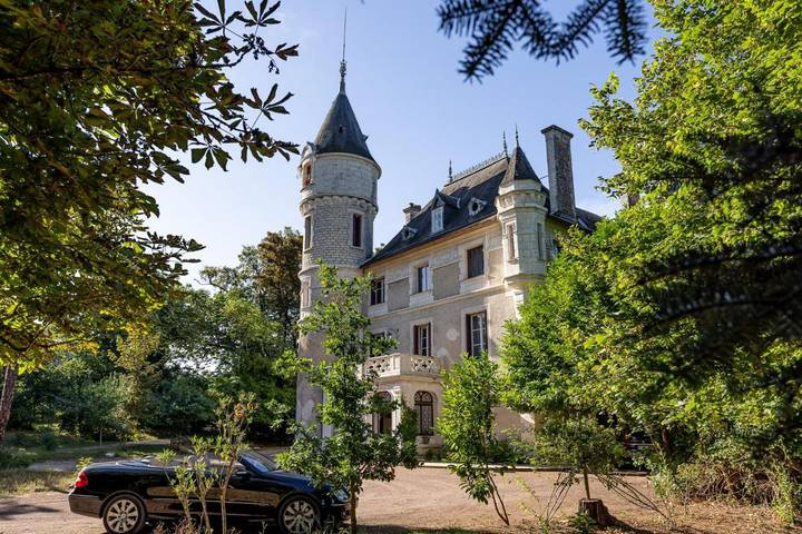 Chambre d’hôte pour 2 personnes, avec Terrasse et Jacuzzi ainsi que Jardin et Piscine