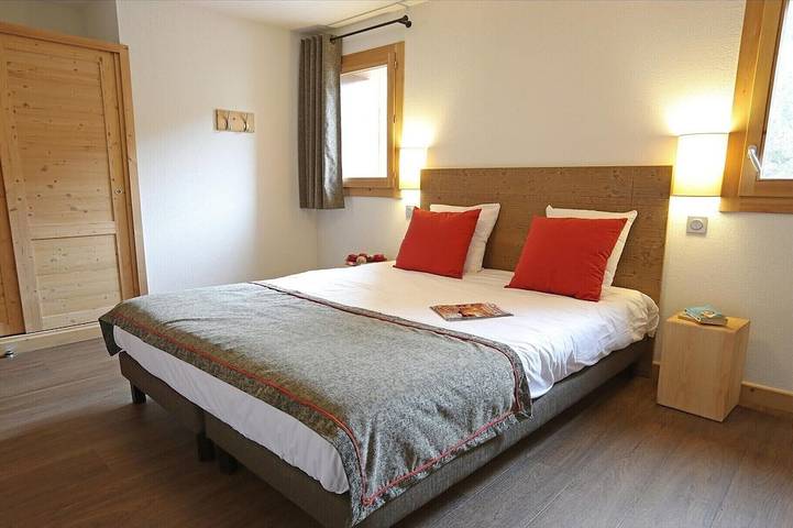 Apartamento entero, Apartamento en Francia con piscina y spa in Les Menuires, Saint-Martin-de-Belleville