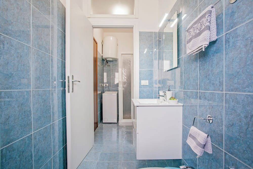 Entire apartment, Central Quiet Flat Free Parking in Bergamo, Bergamo Province