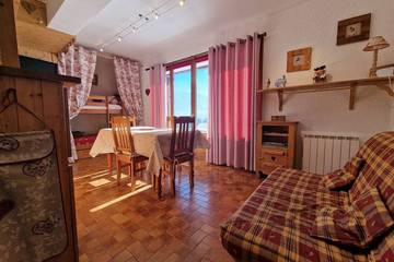 Gîte pour 4 personnes, avec jardin à Cordon