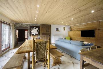 Appartement De Vacances pour 14 Personnes dans Albiez-Montrond, Région de Saint-Jean-de-Maurienne, Photo 1