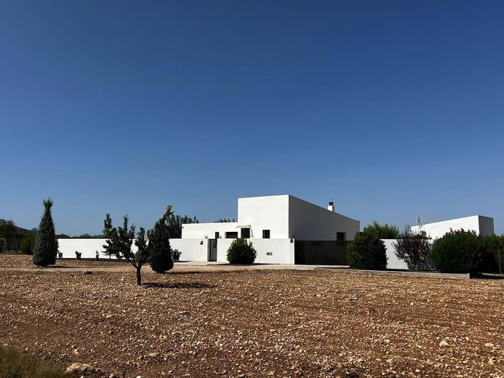 Casa rural para 8 personas, con Terraza y Jardín además de Piscina y Vistas en Biar