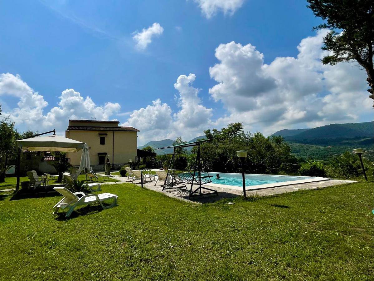 Villa with Private Pool in Sant'Agata de' Goti, Provincia di Benevento