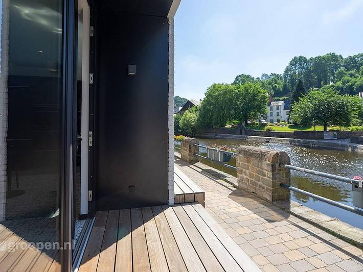 Location de vacances pour 7 personnes, avec balcon/terrasse ainsi que terrasse et vue sur le lac à La Roche-en-Ardenne - 3
