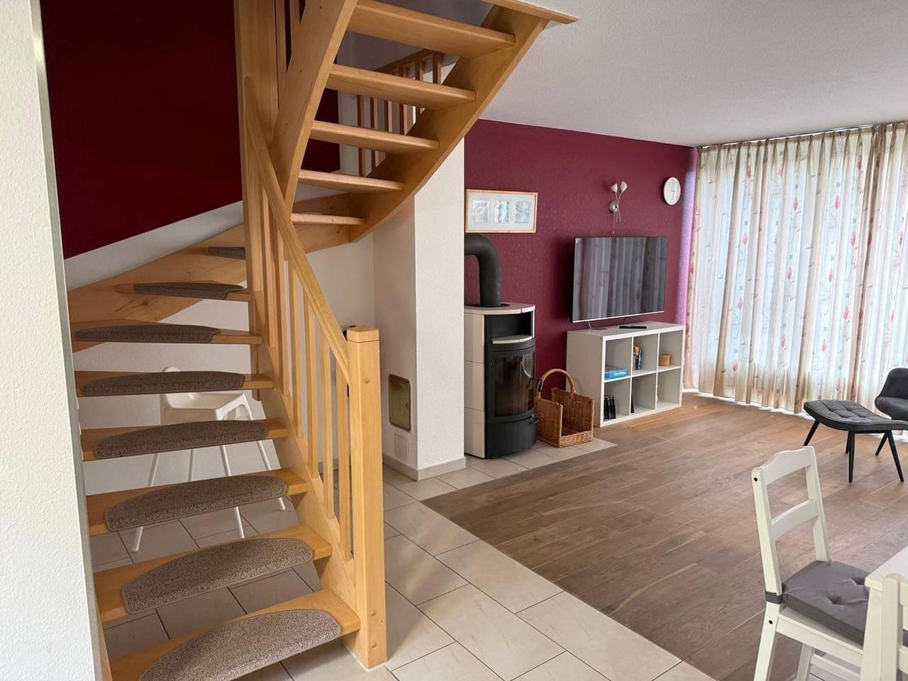 Ganze Wohnung, 3 Raum-Ferienwohnung für max. vier Erwachsene und ein Kind auf zwei Etagen; mit zwei Schlafräumen, Terrasse und Gäste-Wc im Ostseebad Börgerende, Fasanenweg 2 in Börgerende, Börgerende-Rethwisch