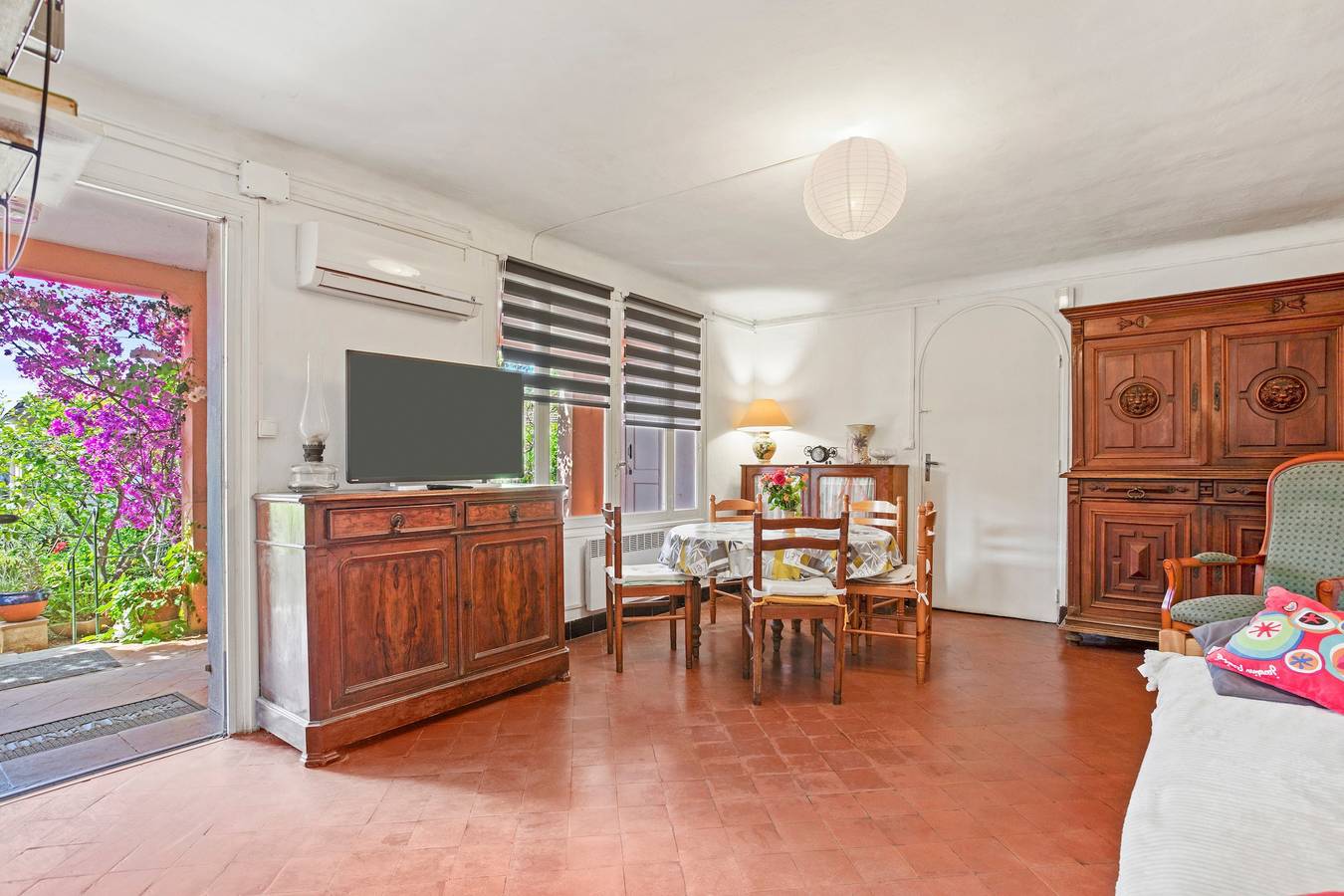 Entire apartment, Apartment 'Chez Eliane Au Lavandou' with Private Terrace, Private Garden and Wi-Fi in Le Lavandou, Parc national Port-Cros