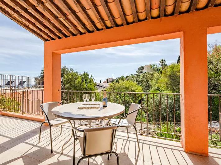Villa pour 5 personnes, avec terrasse et piscine dans Saint-Aygulf - 2