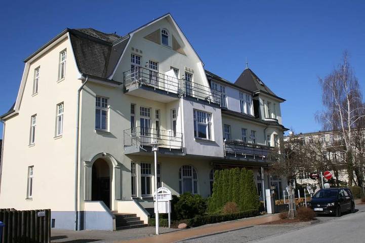 Ferienhaus für 10 Personen, mit Terrasse