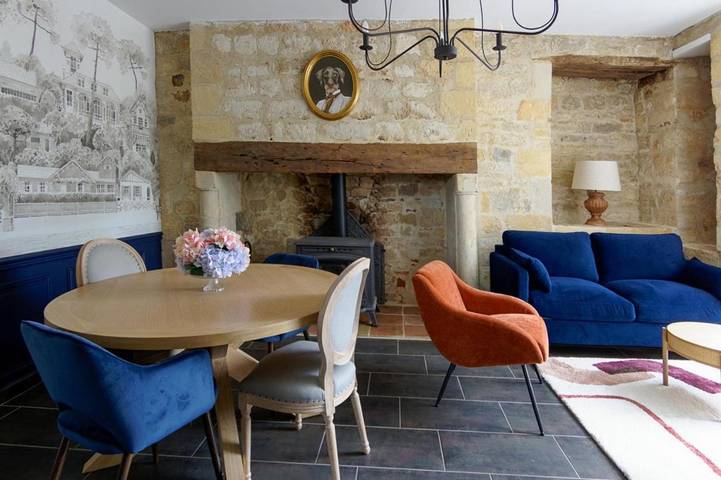 Location de vacances pour 6 personnes, avec Balcon et Terrasse ainsi que Jardin et Piscine à Gourdon