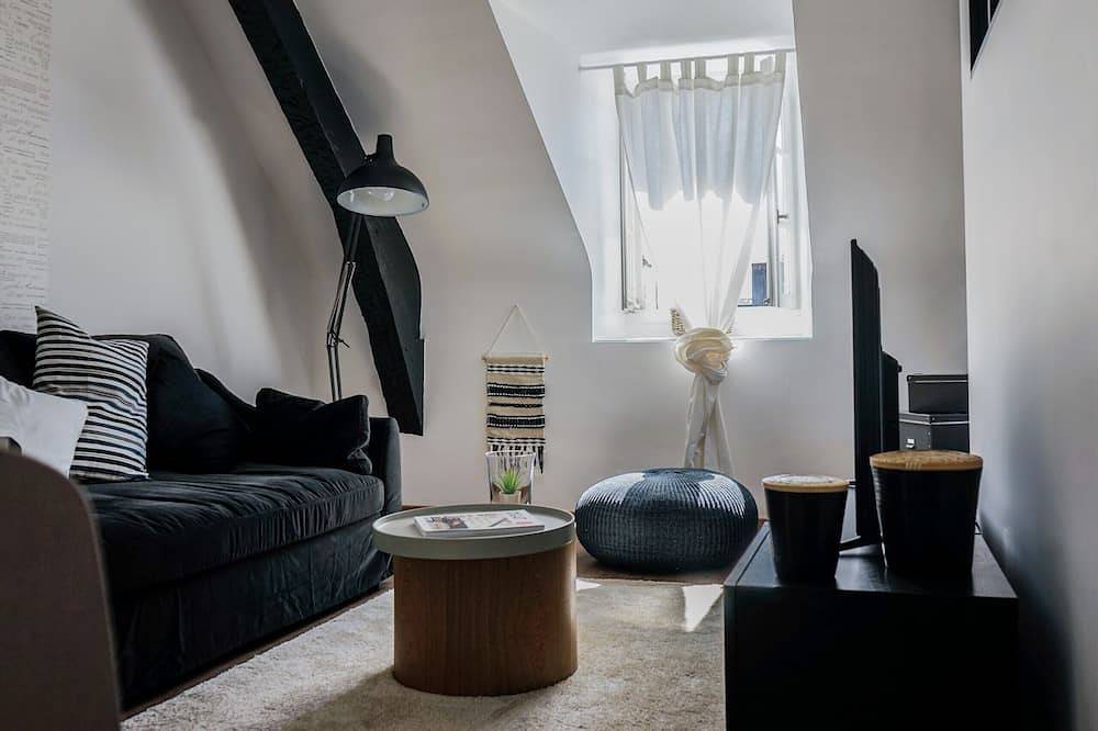 Entire apartment, ★ Appartement Atypique ★ Cuisine Design ★ Parking in Brive-la-Gaillarde, Brive-la-Gaillarde region