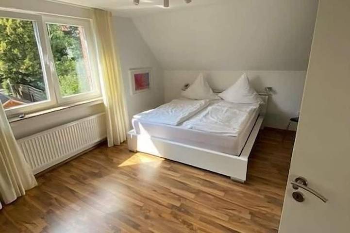 Ferienwohnung für 4 Personen, mit Balkon und Garten