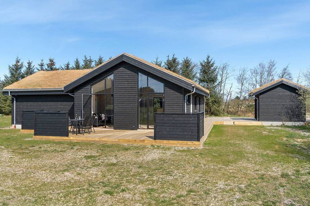 \"Bentine\" - 1.6km from the sea by Interhome in Saltum, Jammerbugt