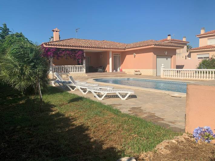 Villa pour 12 personnes, avec jardin et terrasse à L'Ametlla de Mar - 2
