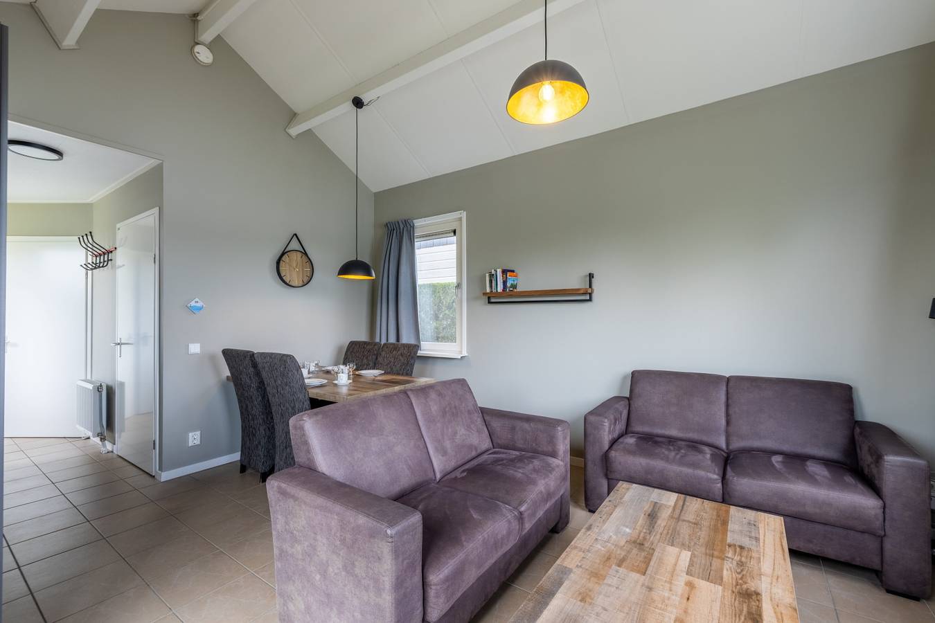 Schönes 3-Personen-Ferienhaus am Angelgewässer in der Nähe von Medemblik am Ijsselmeer. in Ijsselmeer